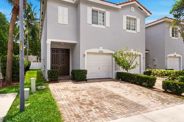 3-bedroom rental at 6720 CYPRESS WALK Terrace, Tamarac