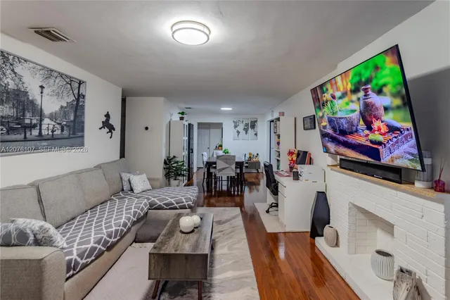 4-bedroom home at 2530 Rodman, Hollywood