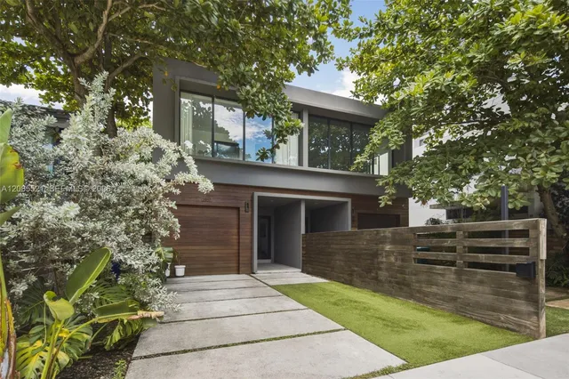 4-bedroom home at 2957 Coconut Avenue, Coconut Grove