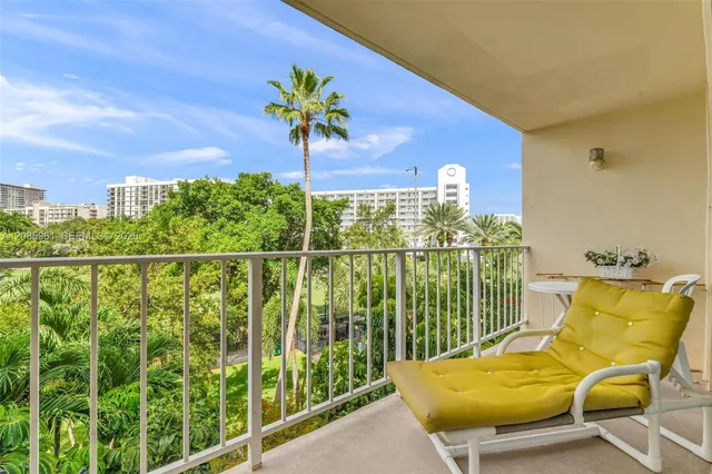 1-bedroom home at 200 178th Drive #409, Sunny Isles Beach