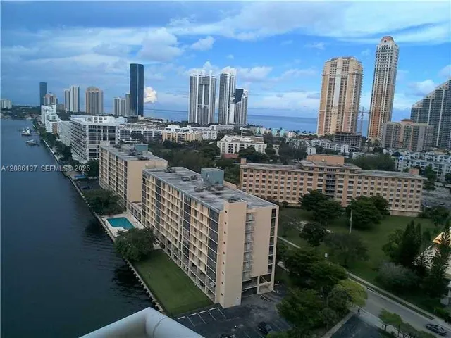 1-bedroom home at 251 174 #1601, Sunny Isles Beach