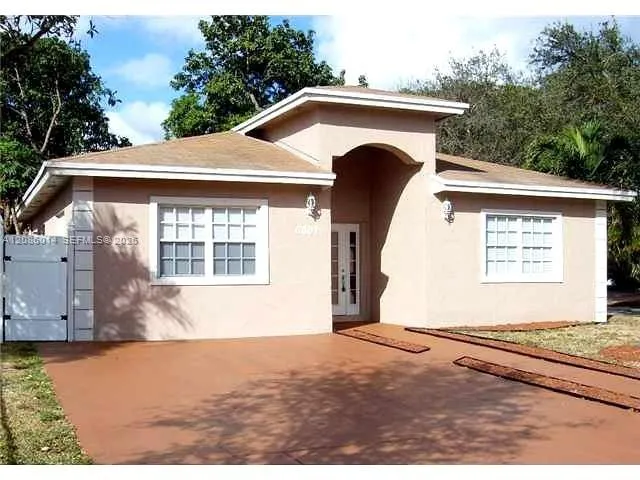 4-bedroom home at 6601 Perry Street, Hollywood