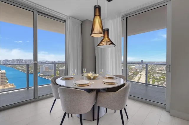 3-bedroom home at 4010 S Ocean Drive #R2008, Hollywood