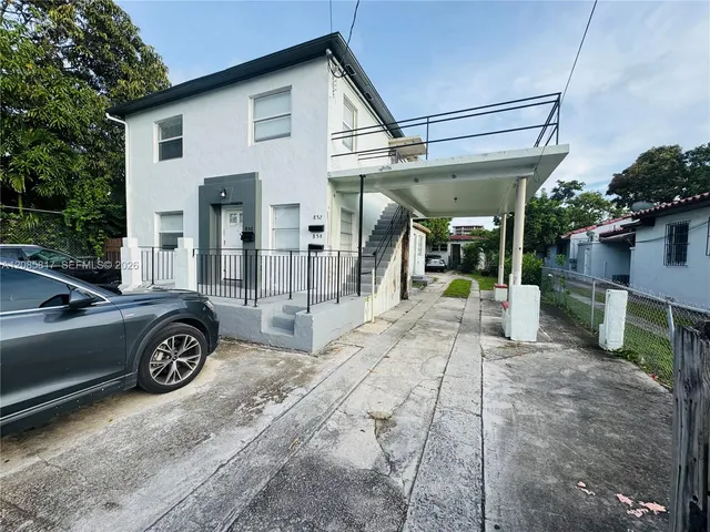 2-bedroom rental at 850 SW 5th Street #2, Miami