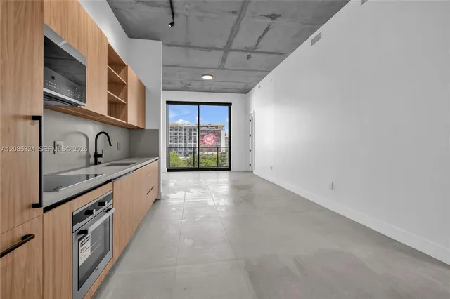 2-bedroom rental at 91 NW 27th Street #201, Miami