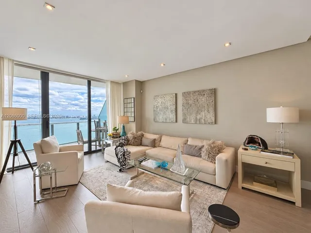 2-bedroom rental at 460 NE 28th Street #3503, Miami