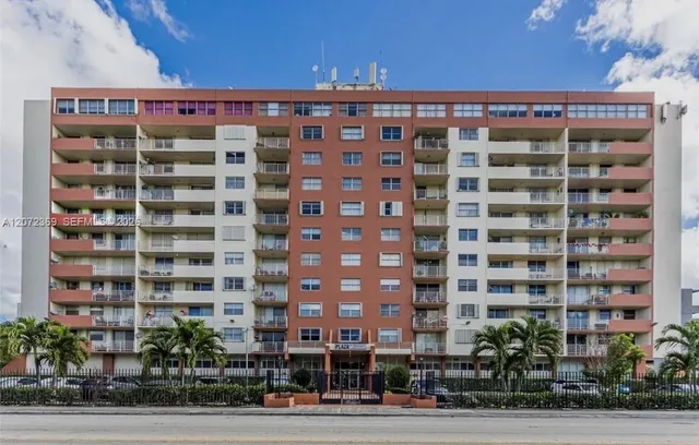2-bedroom rental at 4675 W 18th Court #904, Hialeah