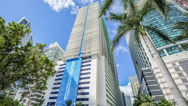 1-bedroom rental at 1200 Brickell Bay Drive #3620, Miami