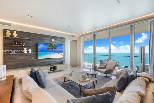 4-bedroom rental at 18975 Collins Avenue #3102, Sunny Isles Beach
