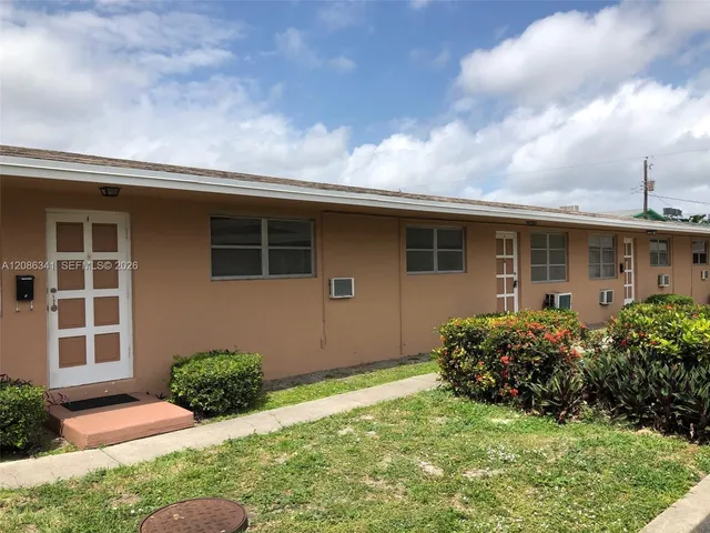 1-bedroom rental at 2417 Polk Street #2, Hollywood