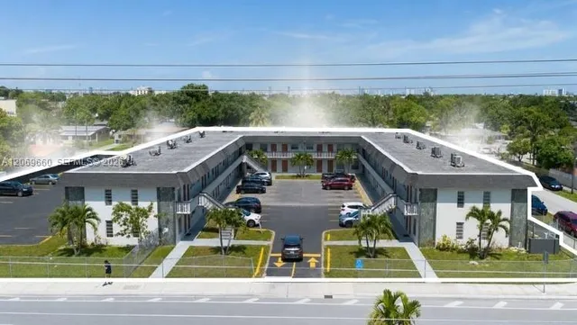 Commercial at 18101 NW 7th Avenue, Miami Gardens