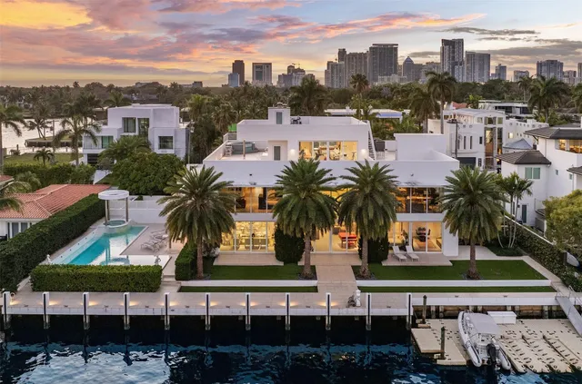 6-bedroom home at 500 Isle Of Capri Drive, Fort Lauderdale