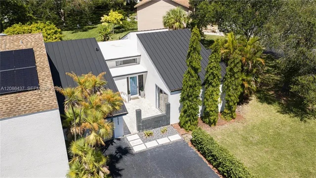 3-bedroom home at 20288 SW 85th Avenue, Cutler Bay
