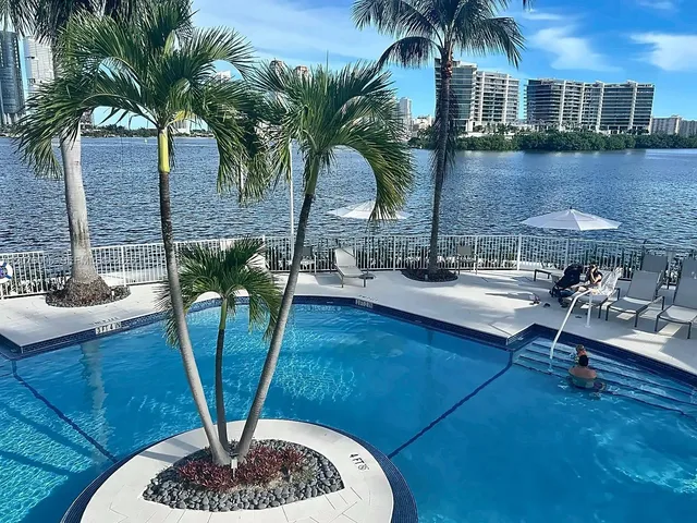 2-bedroom home at 3370 Hidden Bay Drive #102, Aventura