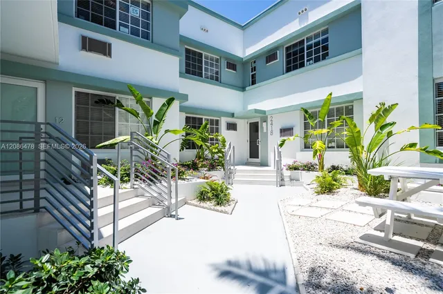 1-bedroom rental at 2418 Flamingo Drive #8, Miami Beach
