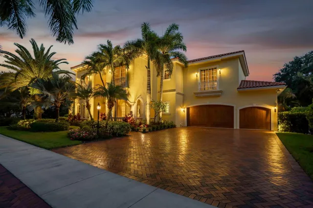4-bedroom home at 106 Nativa Circle, North Palm Beach