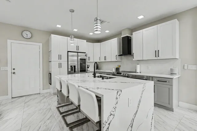 3-bedroom home at 2937 CASCADA ISLES Way, Cooper City