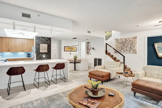 2-bedroom home at 2633 NE 14th Avenue #103, Wilton Manors