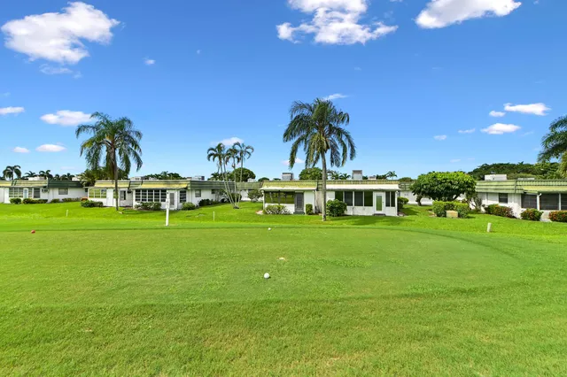2-bedroom home at 129 WATERFORD F Way, Delray Beach