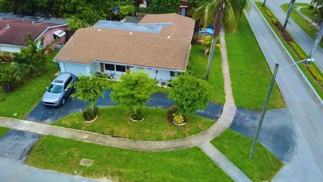 3-bedroom home at 6801 NW 24TH Place, Sunrise