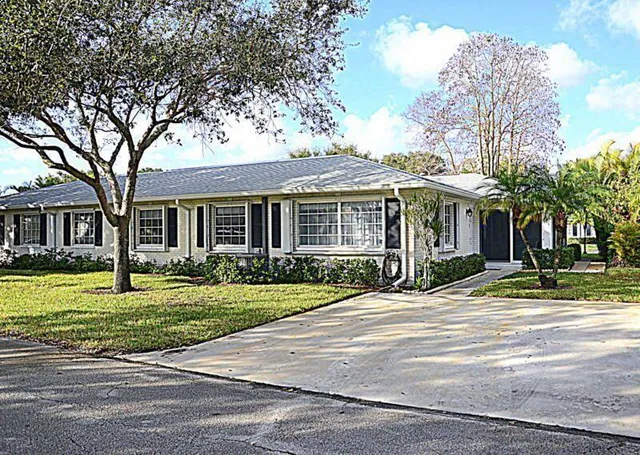 2-bedroom home at 10101 S 44th Drive, Boynton Beach