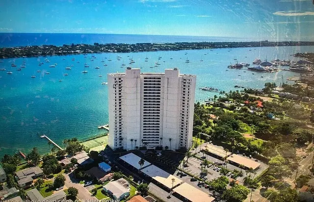 2-bedroom rental at 5200 N FLAGLER Drive #2102, West Palm Beach