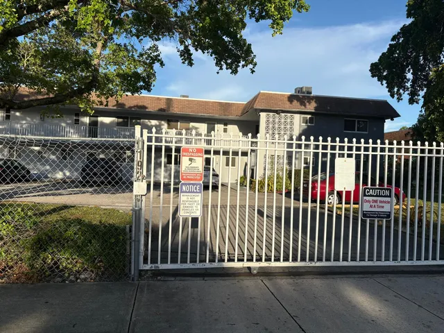 2-bedroom rental at 19255 NE 2ND Avenue #2224, Miami