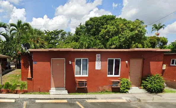 1-bedroom rental at 829 NW 10TH Terrace #5, Fort Lauderdale