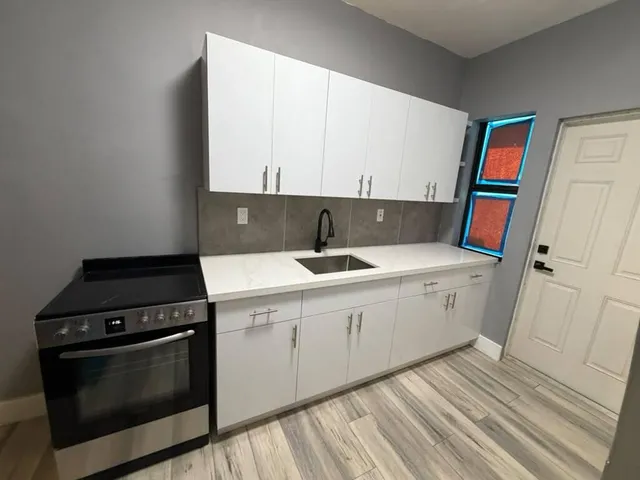 1-bedroom rental at 7734 BYRON Avenue #10, Miami Beach