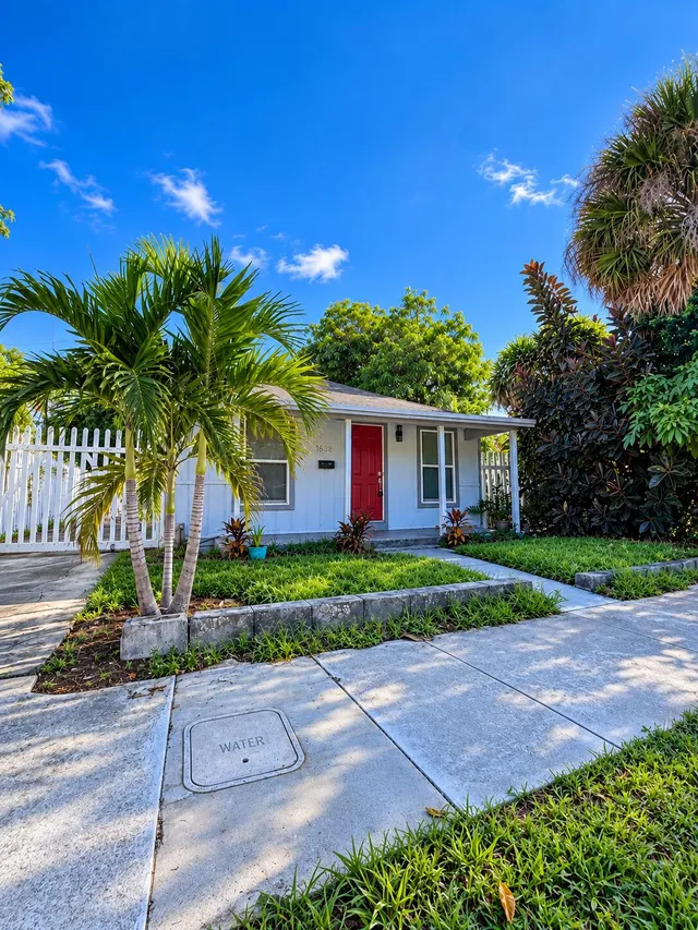 2-bedroom rental at 1028 18TH Street #0, West Palm Beach