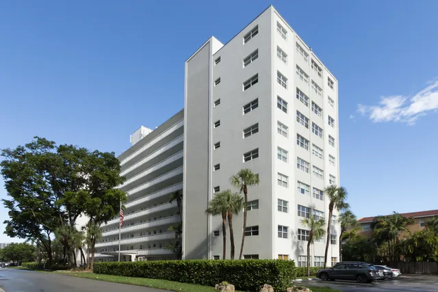 1-bedroom rental at 2555 NE 11TH Street #906, Fort Lauderdale