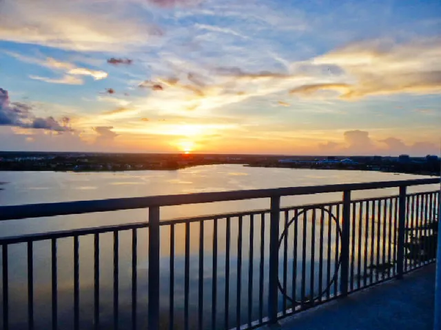 2-bedroom rental at 300 S Australian Avenue #1613, West Palm Beach
