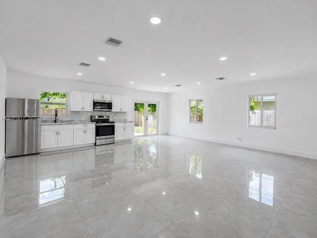 2-bedroom home at 950 NE 164th Street, North Miami Beach