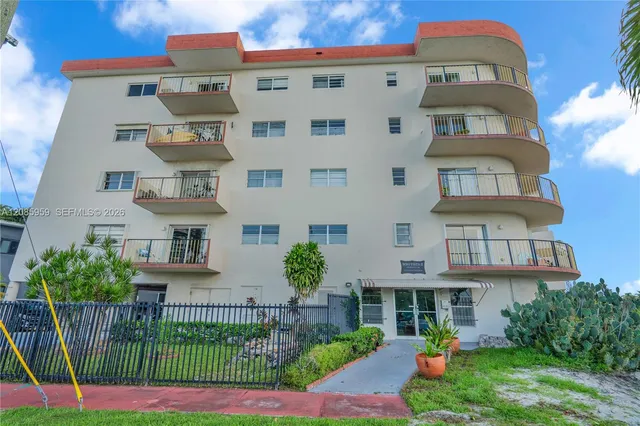 1-bedroom home at 7150 Indian Creek Drive #505, Miami Beach