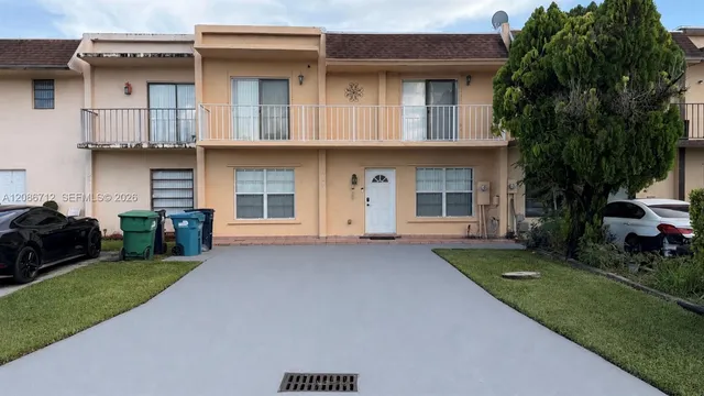 3-bedroom home at 11249 SW 33rd Cir Place, Miami