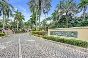 1-bedroom rental at 6760 W Sample Road #6760, Coral Springs