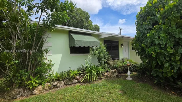 3-bedroom rental at 19851 SW 103rd Court #19851, Cutler Bay