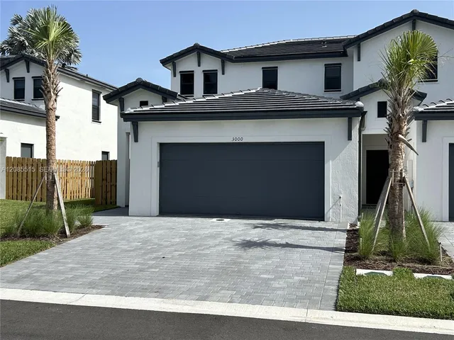 3-bedroom rental at 3000 Park Place, Dania Beach