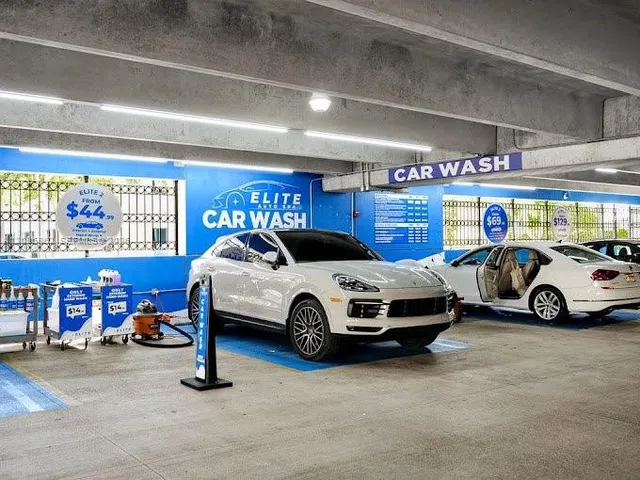 Commercial at 21099 E Dixie Highway, Aventura