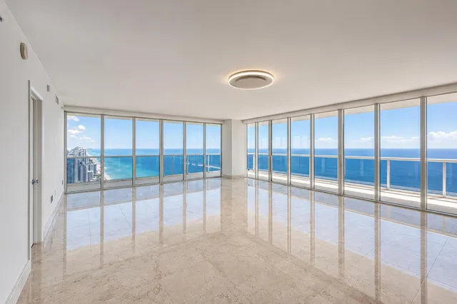 3-bedroom home at 1830 S Ocean Drive #3201, Hallandale Beach