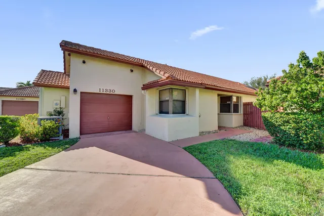 3-bedroom home at 11330 SW 8th Place, Pembroke Pines