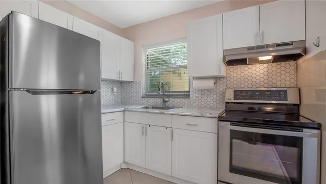 2-bedroom rental at 5186 NE 6th Avenue #710, Oakland Park