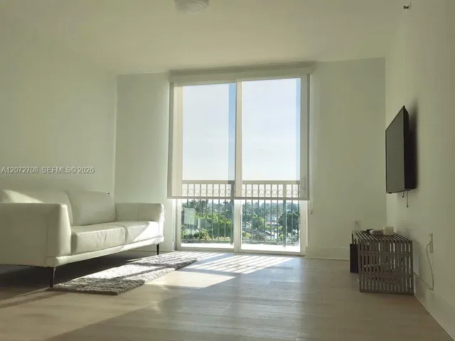 1-bedroom rental at 8888 Collins Avenue #512, Surfside