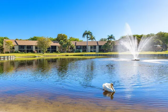 3-bedroom home at 5154 Oakhill Lane #1014, Delray Beach