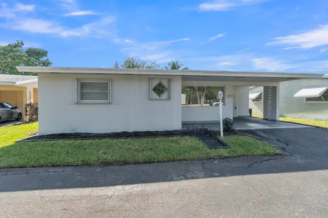 2-bedroom home at 3240 SHERIDAN Lane #117, Hollywood