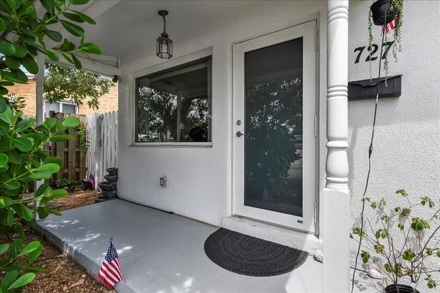 3-bedroom home at 727 Bunker Road, West Palm Beach