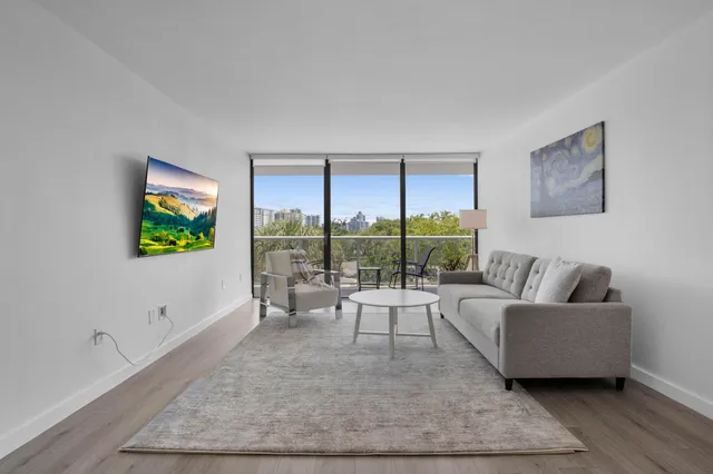 2-bedroom rental at 3701 N COUNTRY CLUB Drive #404, Aventura