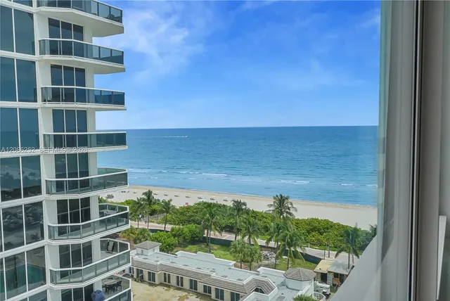 1-bedroom home at 4747 Collins Avenue #1008, Miami Beach