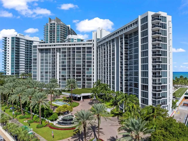 2-bedroom home at 10275 Collins Avenue #1511, Bal Harbour