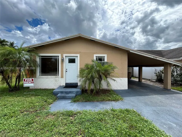 4-bedroom rental at 280 SW 8th Street, Deerfield Beach